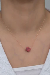 925 Ayar Gümüş Kırmızı Mercan Taşlı Yonca Kolye thumbnail 3