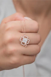 925 Ayar Gümüş Rose yonca Model Manolya Çiçeği Kolye thumbnail 1