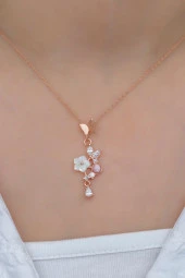 925 Ayar Gümüş Pembe Taşlı Kelebek Manolya Çiçeği Kolye thumbnail 3