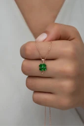 925 Ayar Gümüş Yeşil Taşlı Yonca Kolye thumbnail 1