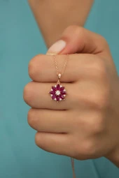 925 Ayar Gümüş Kırmızı Taşlı Lotus Çiçeği Kolye thumbnail 1