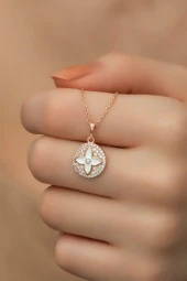 925 Ayar Gümüş Beyaz Mineli Rüzgar Gülü Kolye thumbnail 2