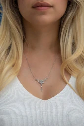 925 Ayar Gümüş Sarmaşık Model Yıldız Detaylı Kolye thumbnail 1