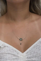 925 Ayar Gümüş Rose Daldaki Gonca Yeşil Çiçek Kolye thumbnail 2