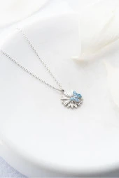 925 Ayar Gümüş Rodyumlu Mavi Taşlı Kelebek Detaylı Çiçek  Kolye thumbnail 1