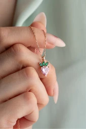 925 Ayar Gümüş Pembe Zirkon Taşlı Kalpli Çilek Kolye thumbnail 1