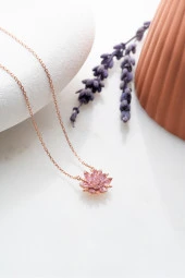 925 Ayar Gümüş Pembe Taşlı Lotus Çiçeği Kolye thumbnail 1