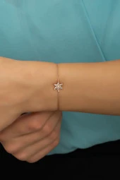 925 Ayar Gümüş Beyaz Taşlı Lotus Çiçeği Bileklik thumbnail 1