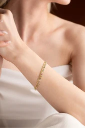 925 Ayar Gümüş Gold Renkli Yonca İnce Gurmet Zincir Bileklik thumbnail 2