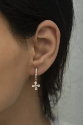 925 Ayar Gümüş Sallantılı Rose Çiçek Küpe thumbnail 2