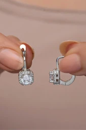 925 Ayar Gümüş Rodyum Kaplama J Model Kare Tektaş  Küpe - 1