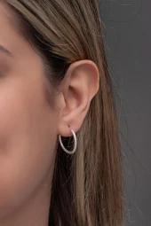 925 Ayar Gümüş Dalgalı Çizgili Tasarım 16 mm Halka Küpe thumbnail 2