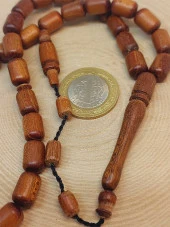 Kızıl Ağacı 33lük Tesbih 8*12mm Kapsül Kesim Usta İşçilikli (49128) thumbnail 3