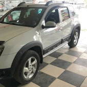 Dacia duster dodik ve kapı koruma çamurluk kaplama plastik 2010-2018 Arası modeller - 2