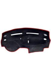 Peugeot 307 2001-2008 Modelleri Için Uygun Torpido Koruma Halısı Siyah Kenar Renk Kırmızı thumbnail 1