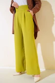 Beli Üç Katlı Bol Paça Pantolon Yağ Yeşili thumbnail 2
