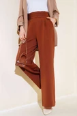 Beli Üç Katlı Bol Paça Pantolon Kahve thumbnail 1
