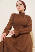 Yakası Fırfırlı Kuşaklı Elbise Kahve thumbnail 2