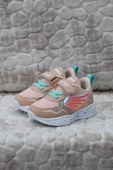 Fort 058 Anatomik Rahat Işıklı Kız Çocuk Ayakkabı thumbnail 2