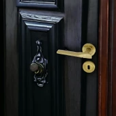 Royal Titanyum Gold Oda Kapı Kolu Daire Rozetli Sürgülü ve Çelik Kapı Kulpu Uyumlu Sağ Sol Kolları - 7