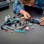 LEGO City 60406 Yarış Arabası ve Araba Taşıyıcı Kamyon (328 Parça) thumbnail 10