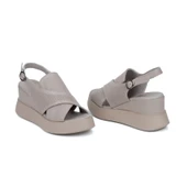 TwoEgoist Kadın Hakiki Deri Günlük Dolgu Topuklu Şık Sandalet - 3