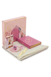 Pembe Vav Desenli Termo Deri Arapça Kuranı Kerim ve Seccade Seti thumbnail 1