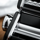 Marcato Atlas 150 Siyah İtalyan Makarna Makinesi thumbnail 4