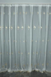 BRODE TAÇ KIRIK BEYAZ RENK TEK KANAT Hazır dikilmiş Pileli Fon Perde 300*260 cm thumbnail 2