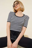 Çizgili Kısa Kol Triko Body Siyah thumbnail 1