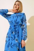 Şifon Çiçek Desenli Elbise Mavi thumbnail 2