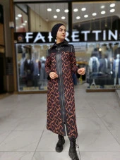 39437 Tarçın Desenli Deri Detaylı Kap - 1