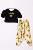 Kız Çocuk Ay Çiçeği Desenli  Eşofman Altı ve Yazı Baskılı Siyah Eşofman Takım thumbnail 1