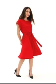 Bisiklet Yaka Beli Büzgülü Kemerli Elbise - Kırmızı thumbnail 1