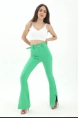 Kemerli Yanı Yırtmaçlı İspanyol Paça Atlas Kumaş Pantolon - Yeşil thumbnail 3