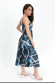 Elbise Ayarlanabilir Askılı Desen Saten - Mavi thumbnail 3