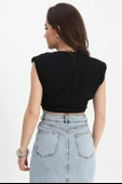 Bluz Omuzları Vatkalı Beli Lastikli Halka Detaylı - Siyah thumbnail 3