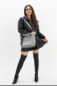 Kabartmalı Fermuarlı Aksesuarlı Omuz Çantası - Antrasit thumbnail 1