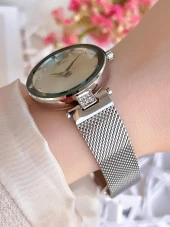 FERRO Silver Hasır Kordonlu Renk Atmaz 30 Metre Suya Dayanıklı Özel Tasarım Kadın KolSaati 21297 thumbnail 3