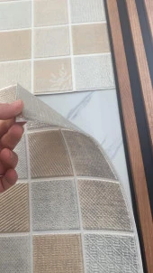 Renkli Duvarlar 70x70cm 1 Adet Yapışkanlı Dekoratif Küp Desen Renkli Tezgah Arası Salon Duvar Kağıdı Paneli NW167 - 4