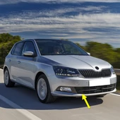 Skoda Fabia 3 2015-2018 Ön Tampon Orta Izgara Sağ Parçası 6V0853666 - 1