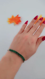 Kadın Yeşil Zirkon Taşlı Çelik Bileklik thumbnail 1