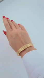 Kadın Simli Şerit Model Çelik Kelepçe Bileklik thumbnail 1