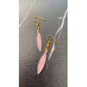 Yanardöner Pembe ve Turuncu Gold Aksesuar Simetrik Şekil Küçük Sallantılı Epoksi Küpe El Yapımı thumbnail 5