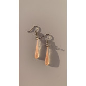 Yanardöner Pembe ve Turuncu Gümüş Aksesuar Minik Piramit Şekil Sallantılı Epoksi Küpe El Yapımı thumbnail 8