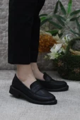 Fort 85120 Siyah Cilt Toka Detaylı Rahat Loafer Kadın Ayakkabı thumbnail 1