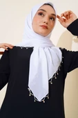 Kenarları Boncuk İşlemeli Yazma Eşarp Beyaz thumbnail 1