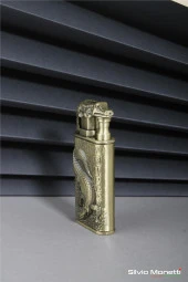 Silvio Monetti Bronz Kabartmalı Timsal İşlemeli Gazlı Çakmak 24CSM803MR02 thumbnail 2