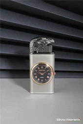 Silvio Monetti Gümüş Özel Tasarım Kapaklı Saatli Model Gazlı Çakmak 24CSM809MR02 thumbnail 1
