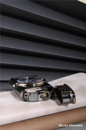 Silvio Monetti Siyah Özel Tasarım Kapaklı Saatli Model Gazlı Çakmak 24CSM807BMR04 thumbnail 5